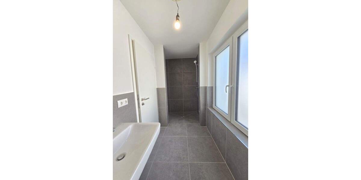 Erstbezug: Saniertes Stadthaus im Zentrum von Frechen 4 zimmer