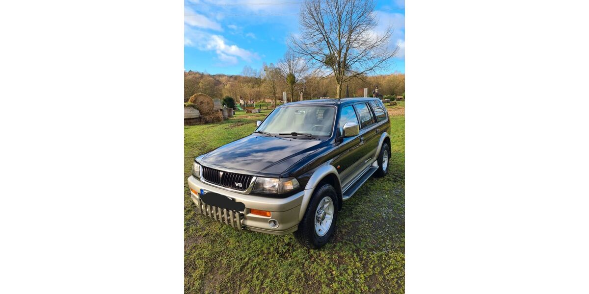 Mitsubishi Pajero 320.000 km 8.900 &euro; Neunkirchen-Seelscheid 53819