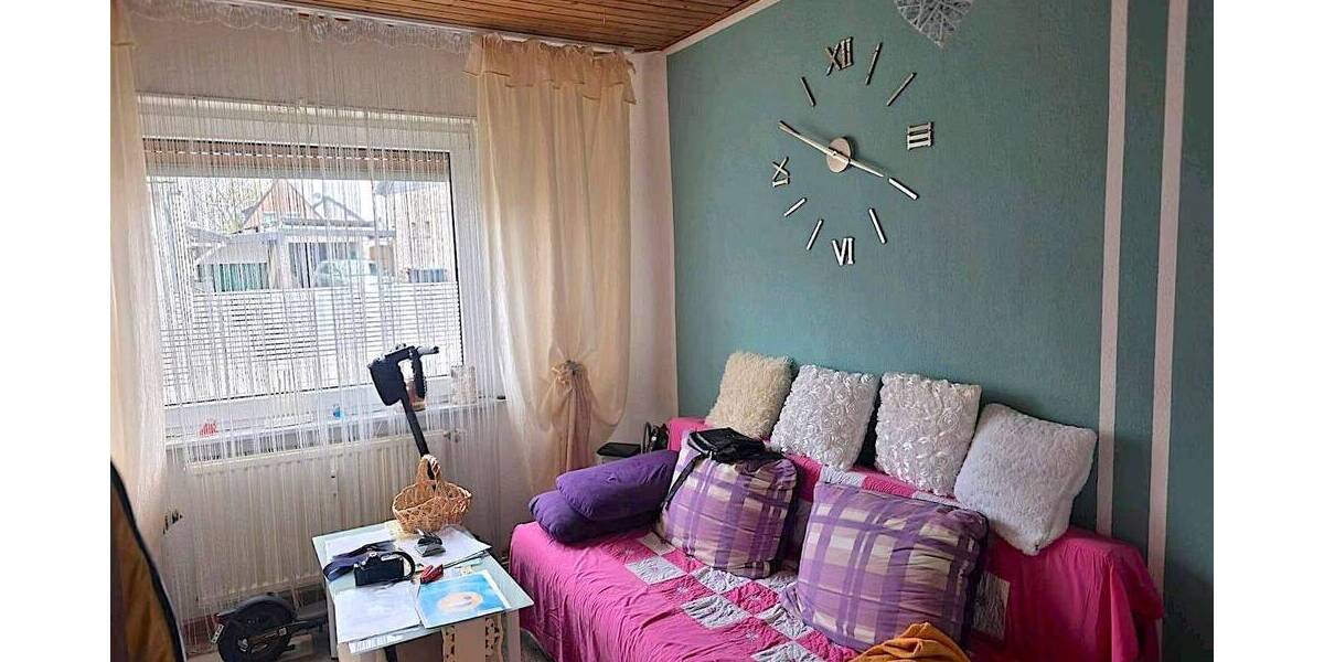 Mehrfamilienhaus, Wohnhaus Bergheim Oberaußem - 7 Zimmer, 150 m&sup2;, 280.000&euro; | Angebot:26795021