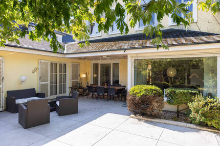 Haus Köln / Lövenich Lövenich - 8 Zimmer, 300 m&sup2;, 1.990.000&euro; | Angebot:24111913