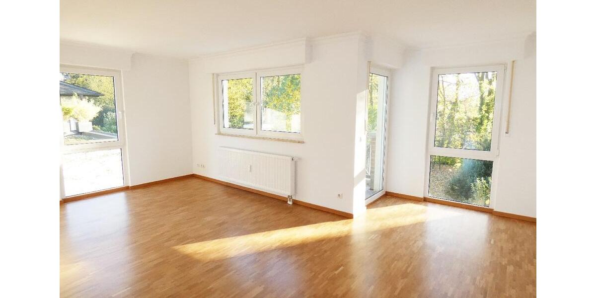 Renovierte 3-Zimmer-Wohnung mit Einbauküche in ruhiger und grüner Lage 3 zimmer