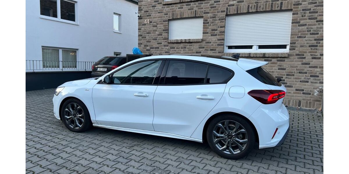 Ford Focus 11.000 km 25.000 &euro; Frechen 50226