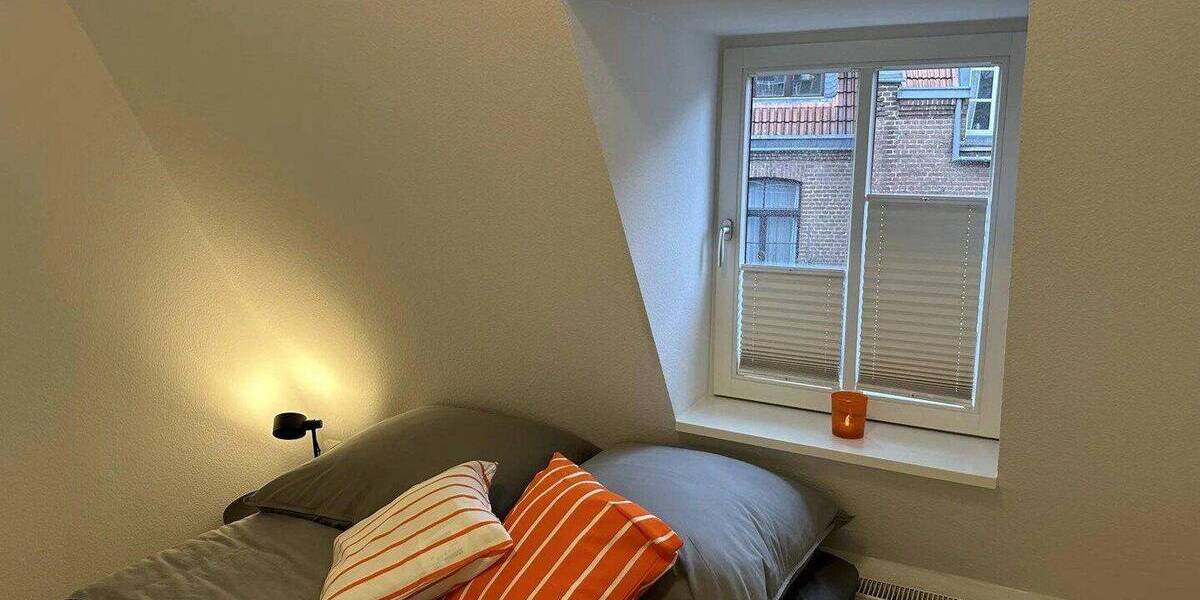 Etagenwohnung Köln Klettenberg - 2 Zimmer, 58 m&sup2;, 1.090&euro; | Angebot:26851631
