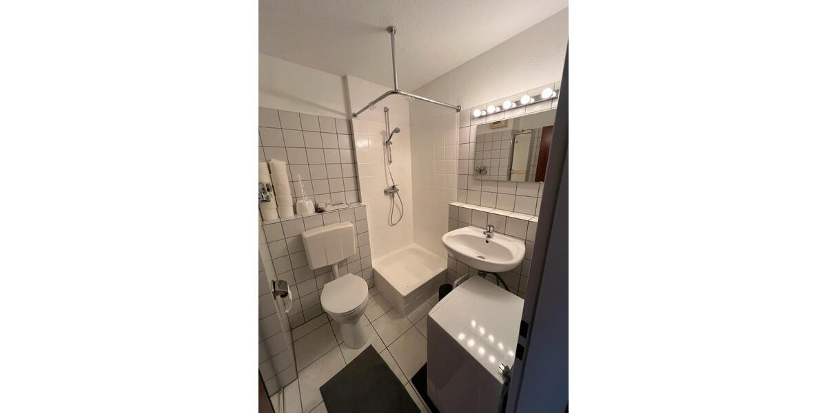 Dachgeschoßwohnung Bornheim - 1 Zimmer, 18 m&sup2;, 580&euro; | Angebot:26323570