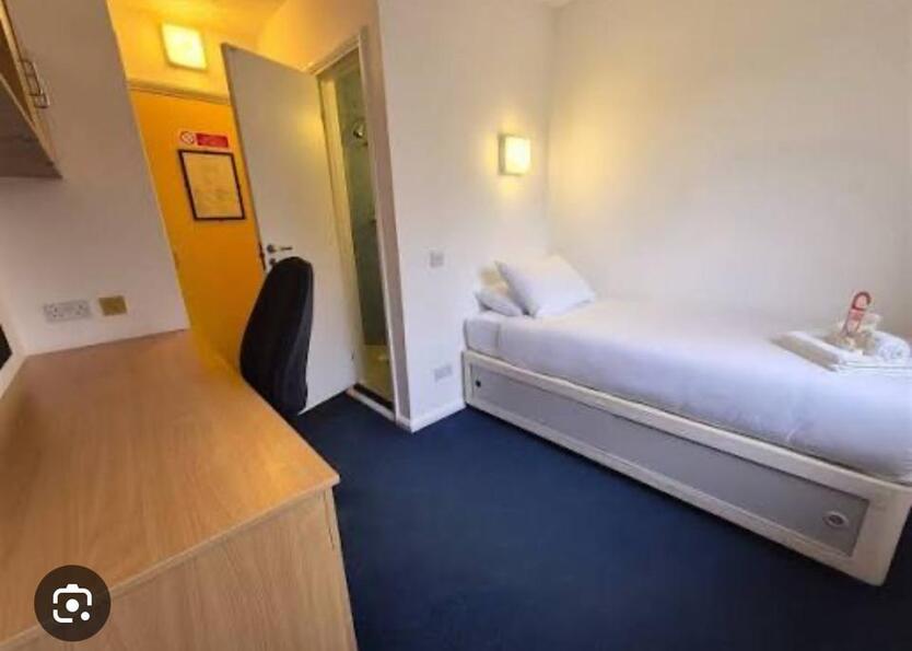 Eigentums Wohnung zu verkaufen Köln City Friesenplatz zimmer