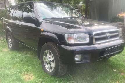 Nissan Pathfinder 178.841 km 5.995 € Köln 51107