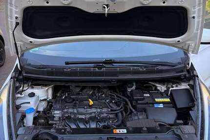 Kia Carens 195.000 km 6.450 &euro; Bonn 53179
