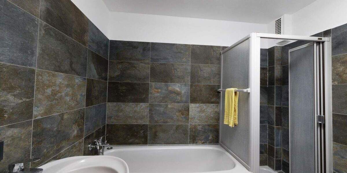 Etagenwohnung Köln Urbach - 3 Zimmer, 87 m&sup2;, 1.300&euro; | Angebot:25733301