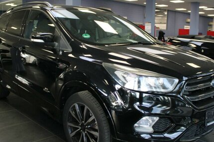 Ford Kuga 2.0 TDCi 4x4 ST-Line 92.638 km 18.980 € Euskirchen 53881