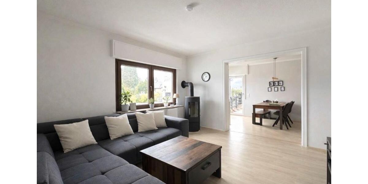 Doppelhaushälfte Siegburg - 8 Zimmer, 161 m&sup2;, 549.000&euro; | Angebot:27232111