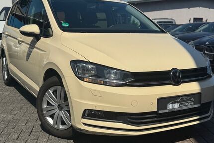 VW Touran 233.960 km 11.900 &euro; Siegburg 53721