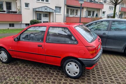 Ford Fiesta 130.000 km 900 &euro; Bonn 53227