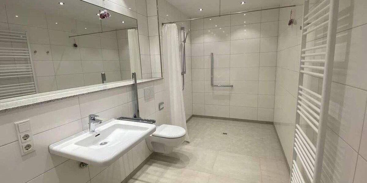 Etagenwohnung Troisdorf Sieglar - 2 Zimmer, 76 m&sup2;, 1.250&euro; | Angebot:26805726