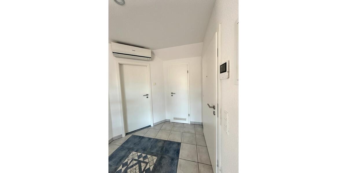 Dachgeschoßwohnung Köln Porz - 3 Zimmer, 86 m&sup2;, 1.590&euro; | Angebot:26407187