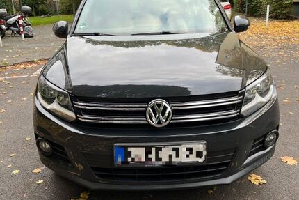 VW Tiguan 146.706 km 8.800 € Köln 51103