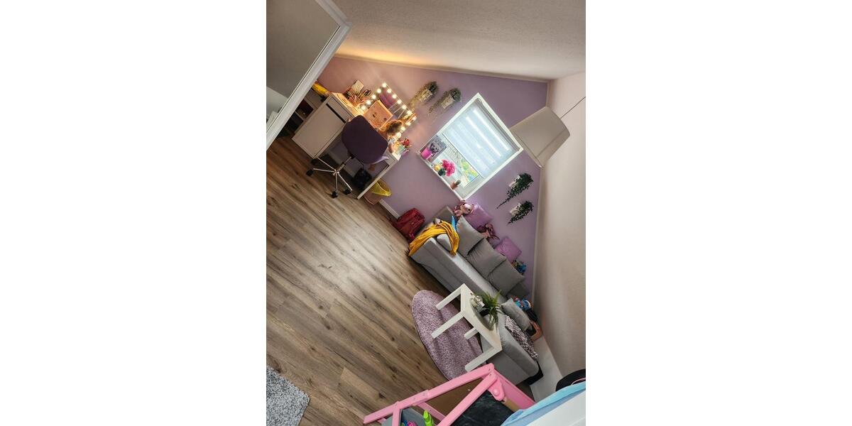 Reihenhaus Erftstadt - 5 Zimmer, 148 m&sup2;, 1.750&euro; | Angebot:26095570