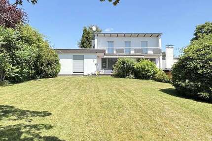 Haus zum Kaufen in Rösrath 798.000 € 250 m² 9 zimmer