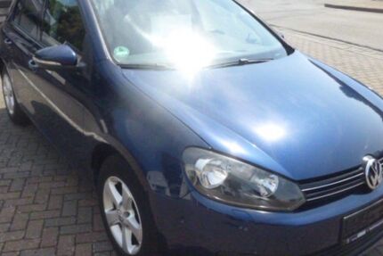 VW Golf 82.000 km 6.450 &euro; Bonn 53229