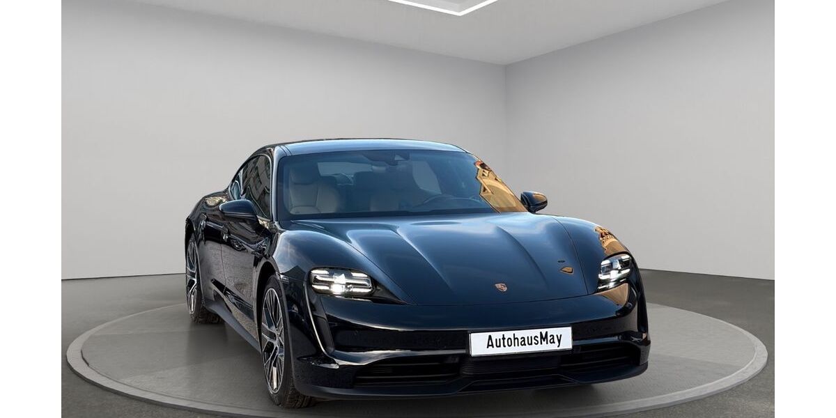 Porsche Taycan 7.950 km 65.950 &euro; Köln 50674