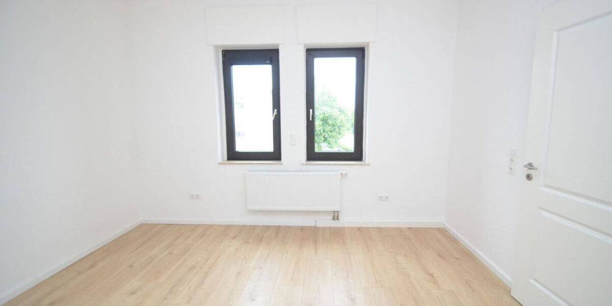 Etagenwohnung Wesseling - 3 Zimmer, 67 m&sup2;, 852&euro; | Angebot:26817351