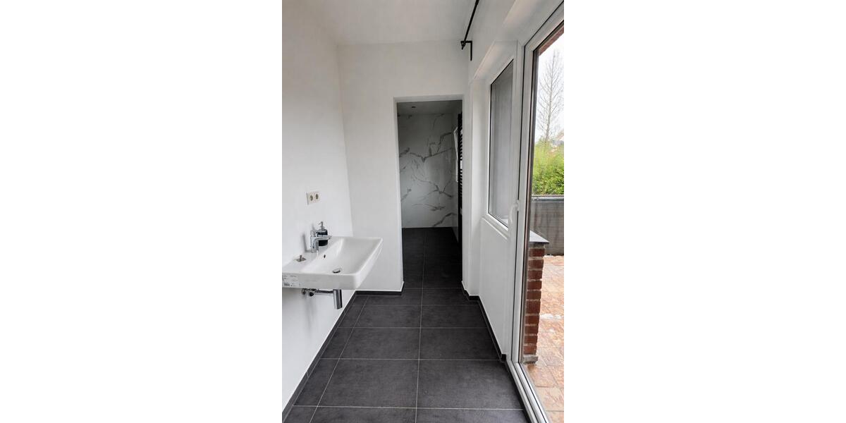 Einfamilienhaus Köln Chorweiler - 4 Zimmer, 110 m&sup2;, 1.800&euro; | Angebot:26426751