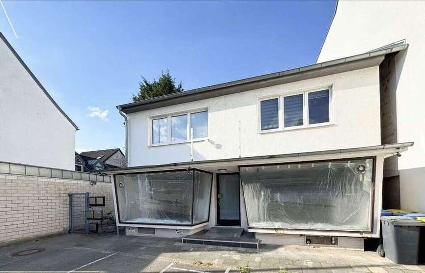 Einzelhandel in Frechen 990 € 52 m²
