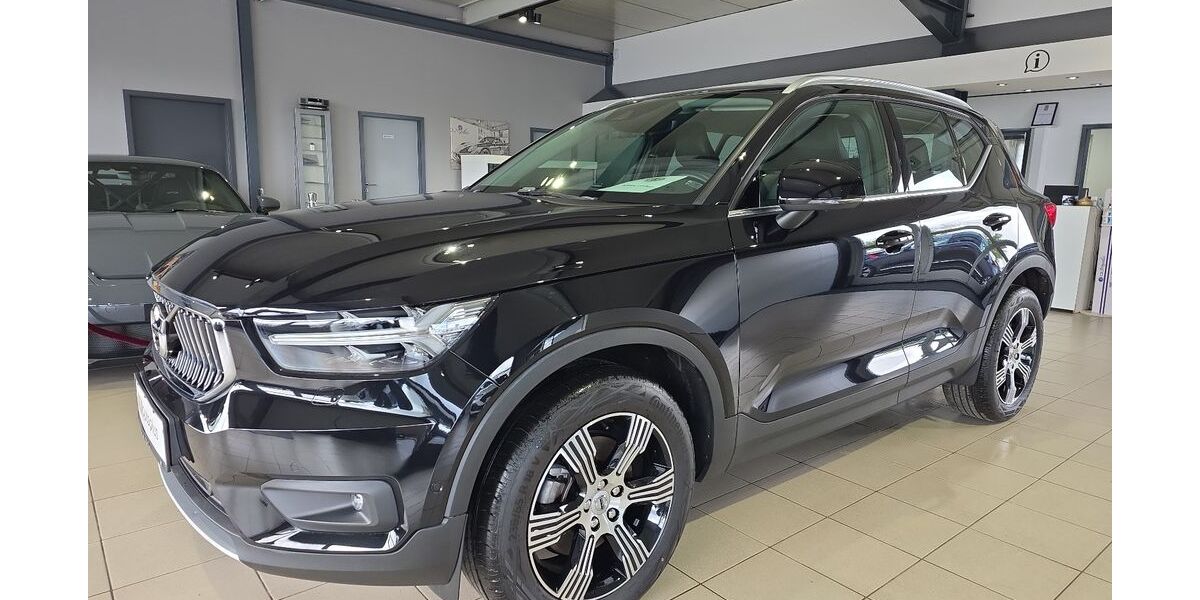 Volvo XC40 18.336 km 29.850 &euro; Bergheim 50126