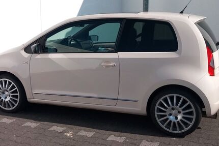 Seat Mii 82.000 km 9.990 € Köln 50737