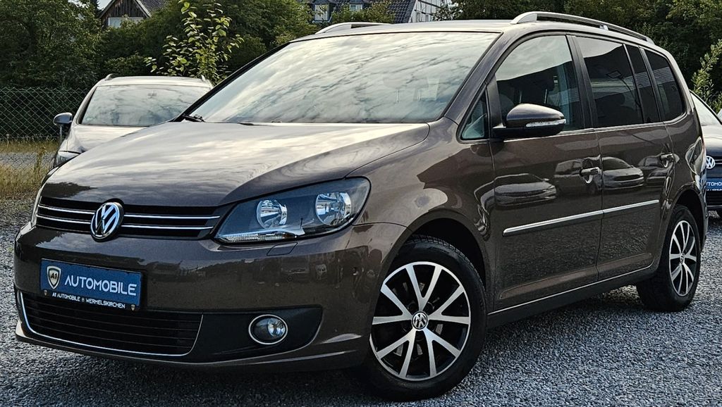 VW Touran 107.000 km 8.499 &euro; Wermelskirchen 42929