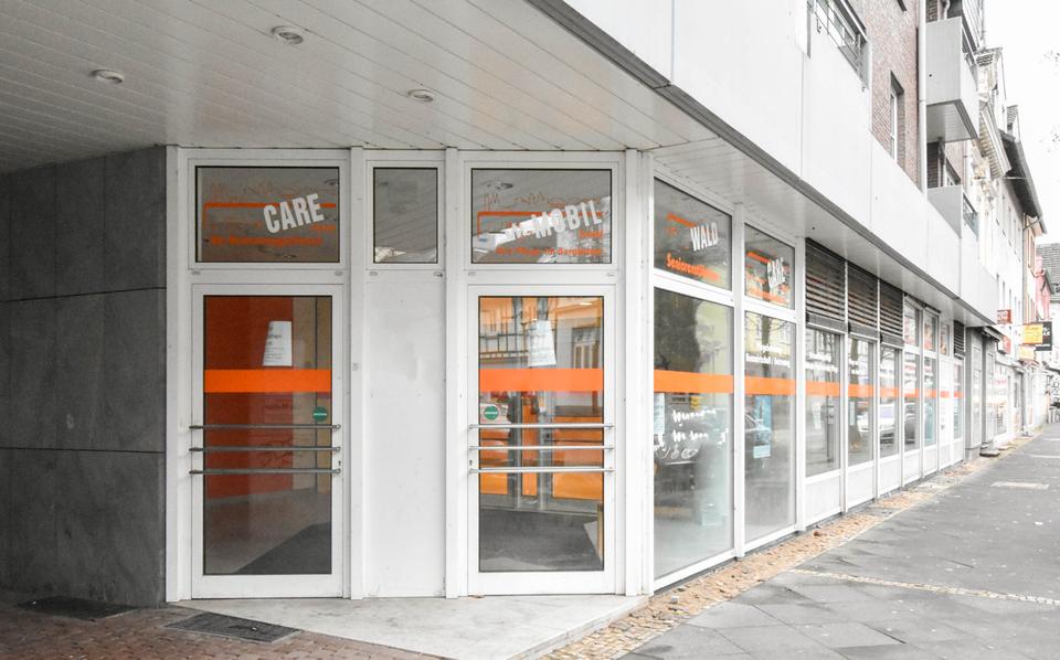 Besonder Fläche für Büro oder Praxis perfekt gelegen in Solingen-Wald.TEILBAR! zimmer