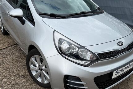Kia Rio 86.945 km 8.990 &euro; Erftstadt-Konradsheim 50374
