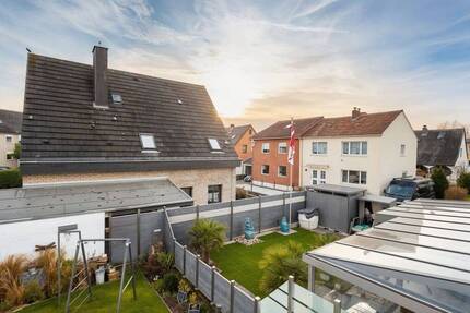 Haus Köln Rath/Heumar - 5 Zimmer, 157 m&sup2;, 579.000&euro; | Angebot:26791653
