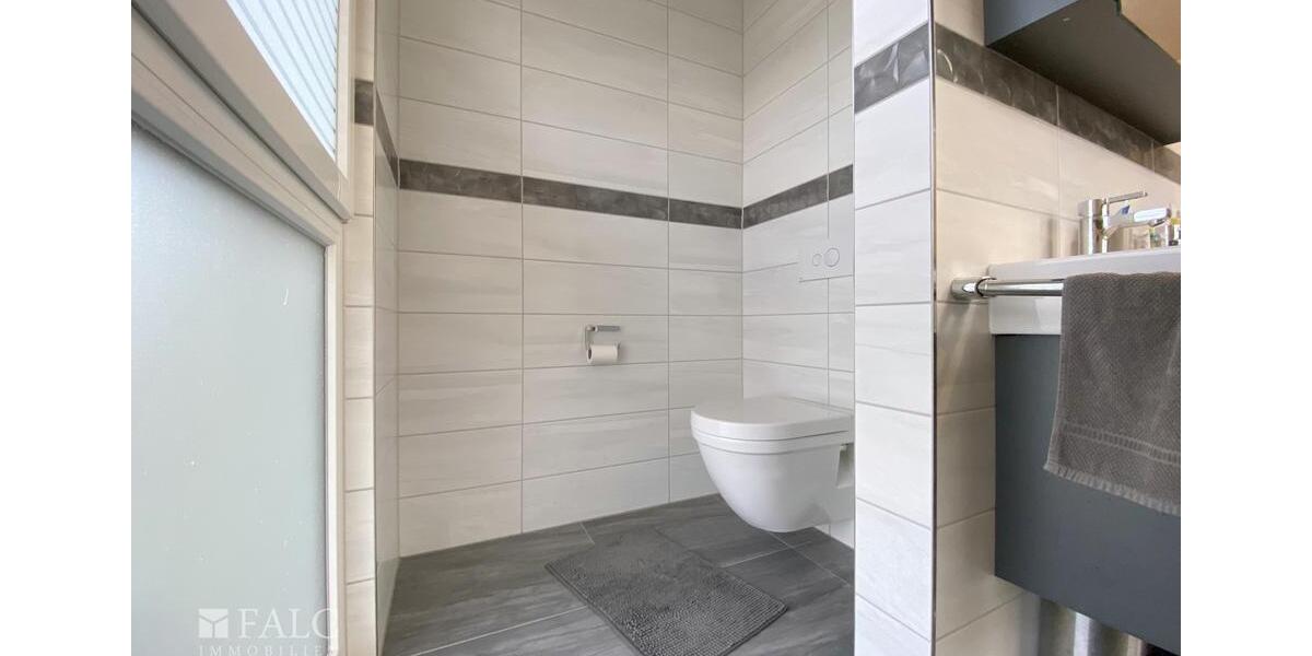 Einfamilienhaus Hennef (Sieg) - 4.5 Zimmer, 147 m&sup2;, 1.950&euro; | Angebot:23879451