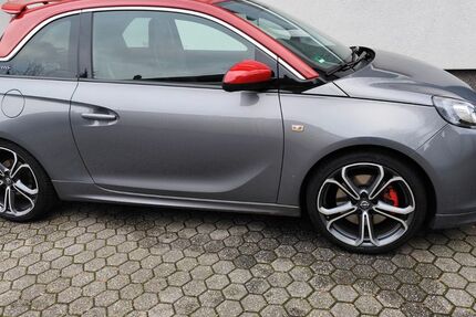 Opel Adam 69.900 km 11.700 &euro; Frechen 50226