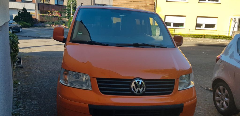 VW T5 Transporter 326.000 km 7.850 &euro; Brühl 50321