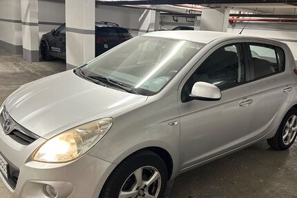 Hyundai i20 186.000 km 1.800 &euro; Bonn 53119