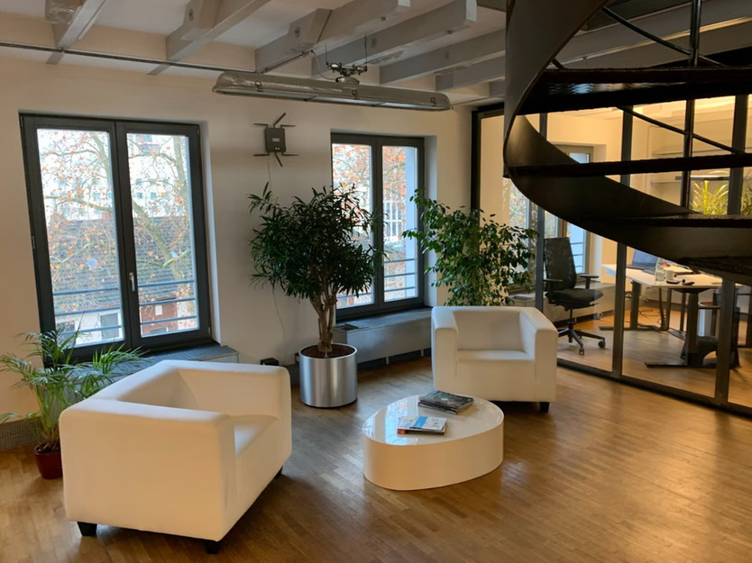 Loftartige Bürofläche in perfekter Lage D-Wehrhahn aufteilbar zimmer