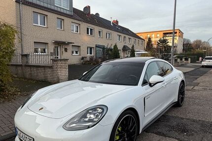 Porsche Panamera 89.889 km 62.000 € Köln 50739