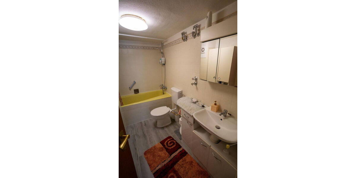 Etagenwohnung Bergisch Gladbach Gronau - 2 Zimmer, 70 m&sup2;, 970&euro; | Angebot:26033070