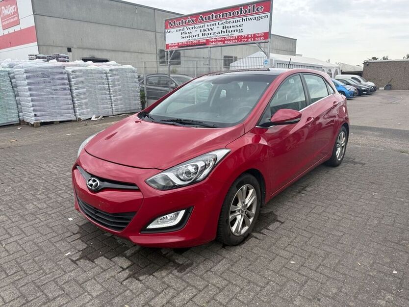 i30