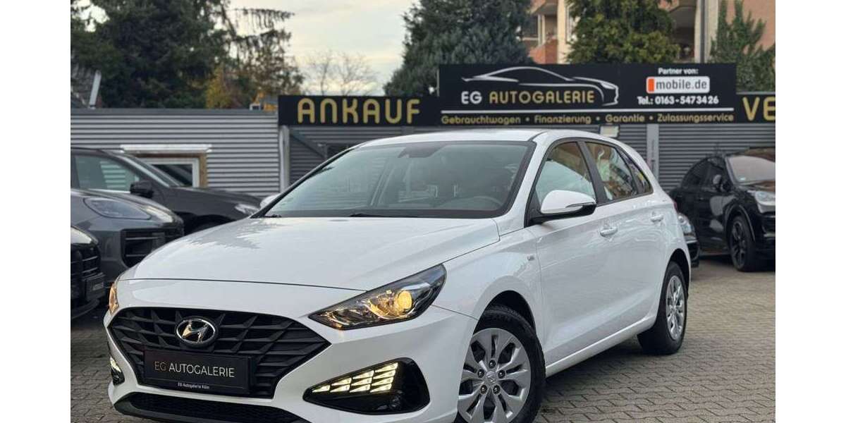 Hyundai i30 60.193 km 14.850 € Köln 51109