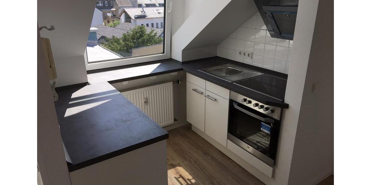 Dachgeschoßwohnung Brühl - 1.5 Zimmer, 48 m&sup2;, 895&euro; | Angebot:26214404