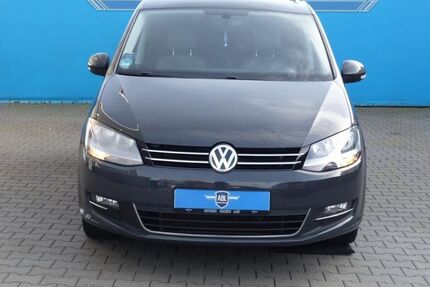 VW Sharan 258.000 km 11.290 € Bergisch Gladbach 51429