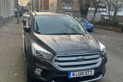 Ford Kuga 71.000 km 11.600 &euro; köln 51107