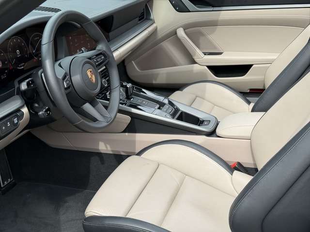 992