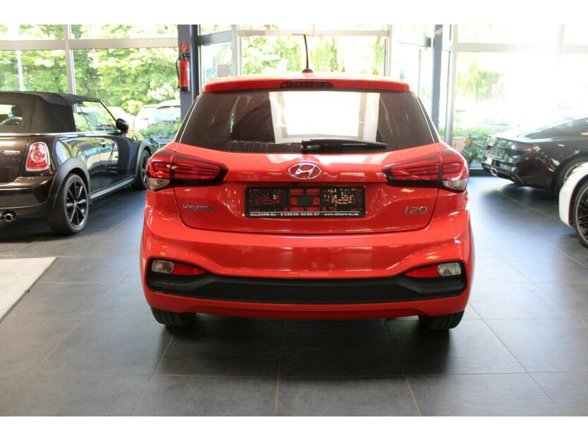 Hyundai i20 1.0 T-GDI DCT YES! 71.360 km 12.980 € Euskirchen 53881