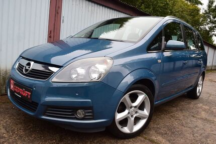 Opel Zafira 215.000 km 2.990 € Köln (Ostheim) 51107