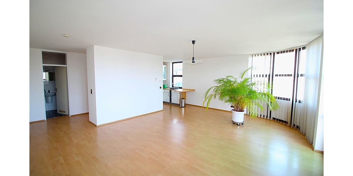 Bezugsfreie, barrierearme und frisch renovierte 2 Zimmer ETW mit Terrasse, Aufzug und TG-Stellplatz. - Etagenwohnung Sankt Augustin | Angebot:26777828