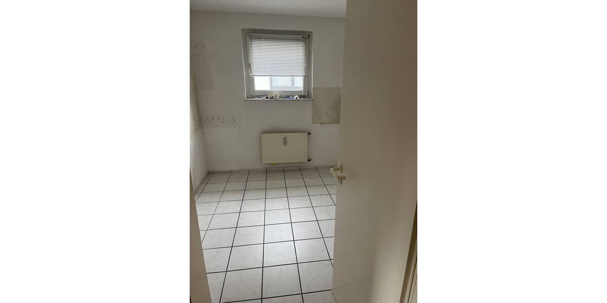 Etagenwohnung Köln Rodenkirchen - 3 Zimmer, 86 m&sup2;, 1.200&euro; | Angebot:26286508
