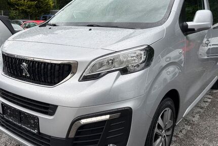Peugeot Expert 215.028 km 12.900 &euro; Bergisch Gladbach 51467